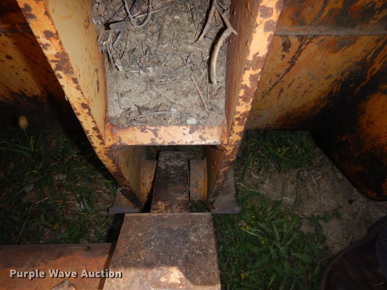 image for item DS1370 1990 Case 1155E  track loader