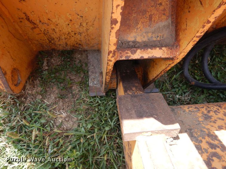 image for item DS1370 1990 Case 1155E  track loader