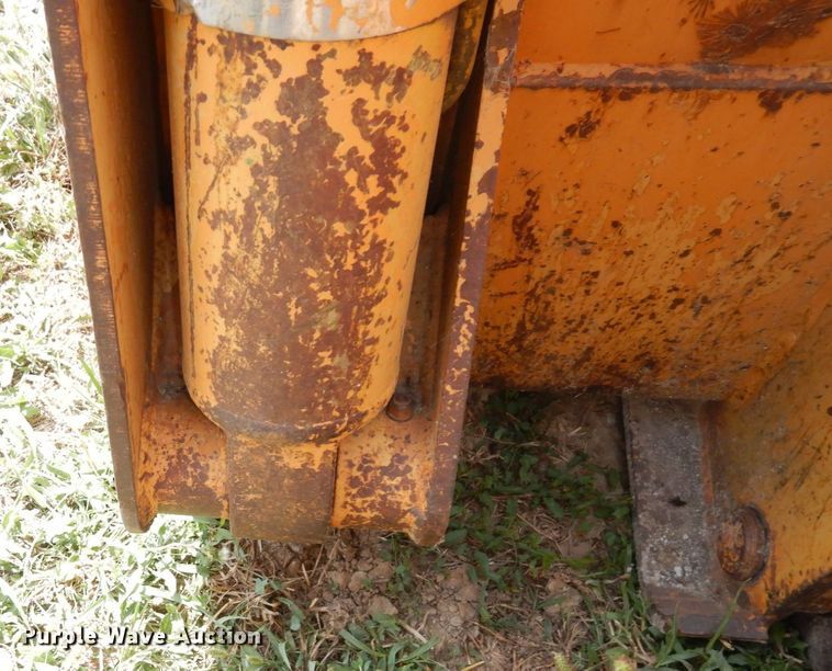 image for item DS1370 1990 Case 1155E  track loader