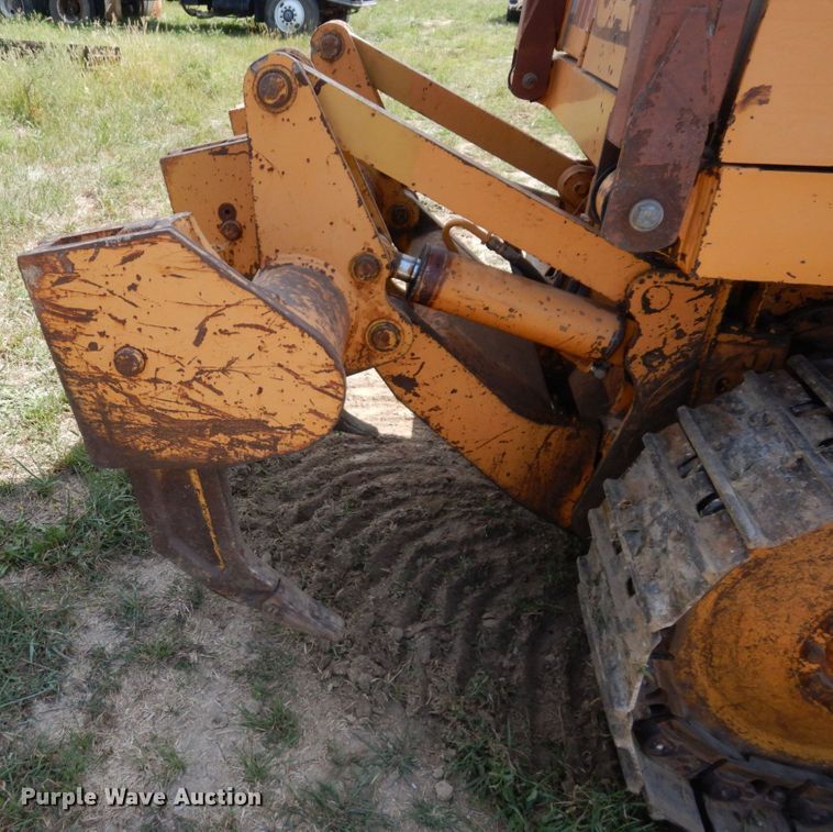 image for item DS1370 1990 Case 1155E  track loader