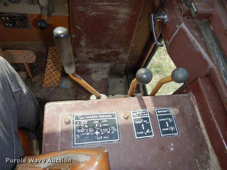 image for item DS1370 1990 Case 1155E  track loader