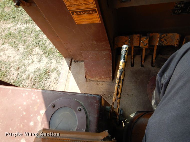 image for item DS1370 1990 Case 1155E  track loader