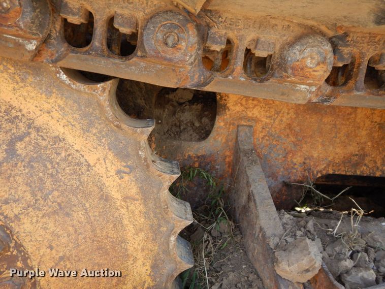 image for item DS1370 1990 Case 1155E  track loader