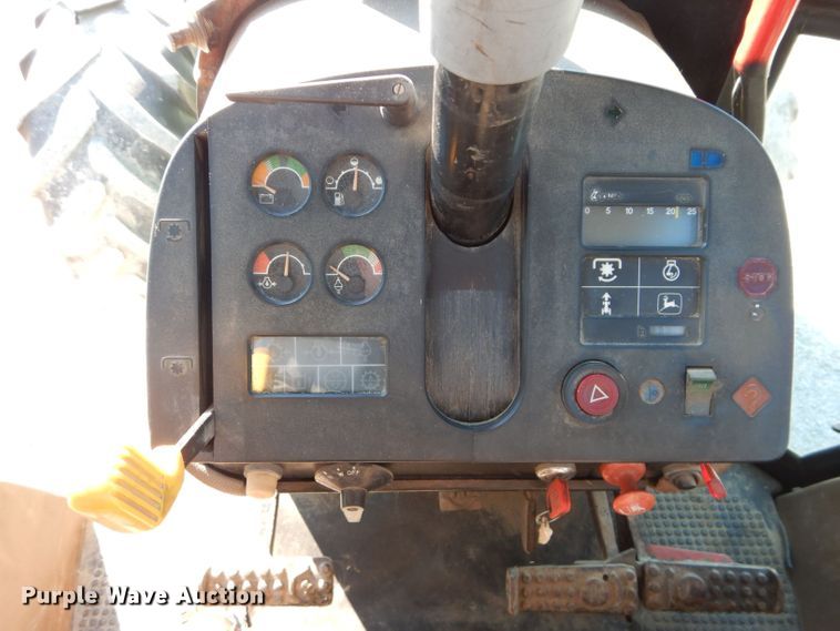 image for item DS6256 1984 John Deere 4650  MFWD tractor