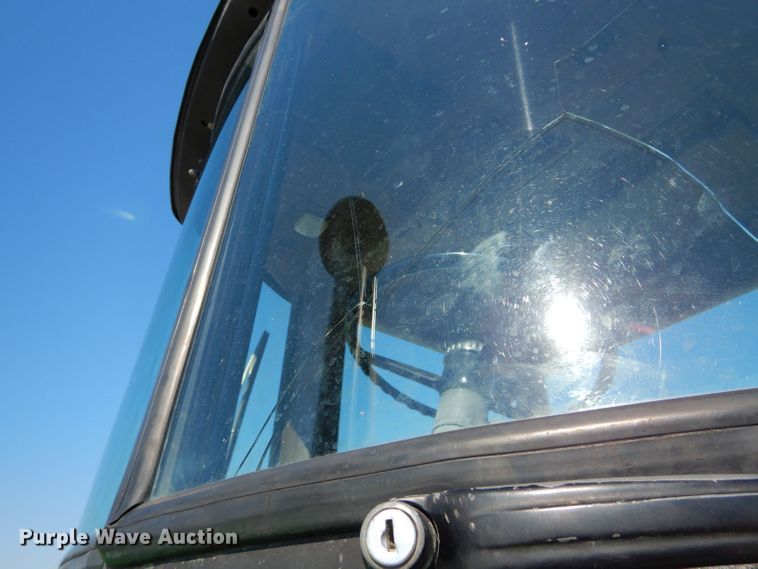 image for item DS6256 1984 John Deere 4650  MFWD tractor