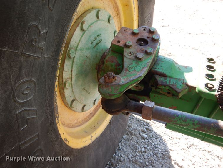 image for item DS6256 1984 John Deere 4650  MFWD tractor