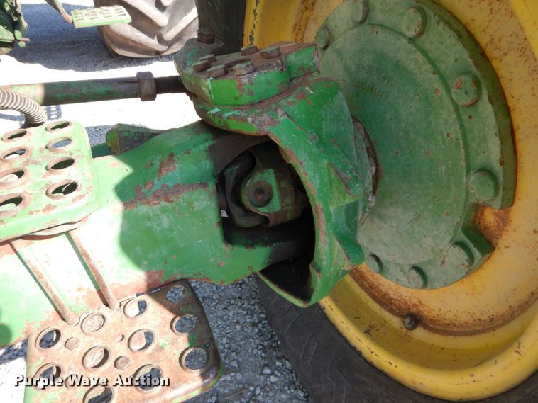 image for item DS6256 1984 John Deere 4650  MFWD tractor