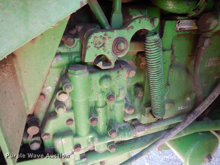 image for item DS6256 1984 John Deere 4650  MFWD tractor