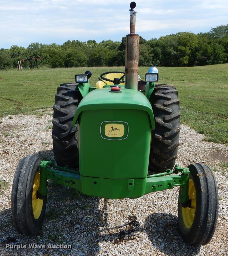 image for item DS6259 1968 John Deere 1020  tractor