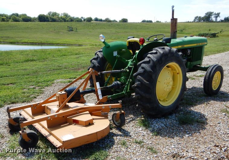 image for item DS6259 1968 John Deere 1020  tractor