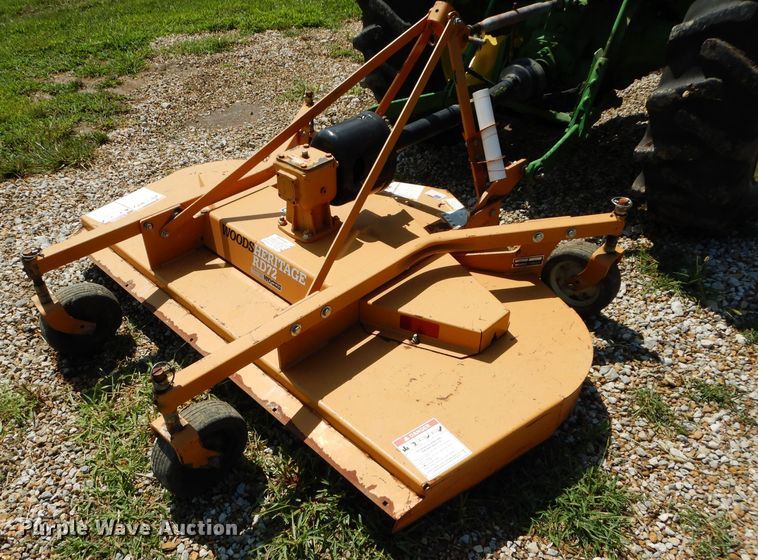 image for item DS6259 1968 John Deere 1020  tractor