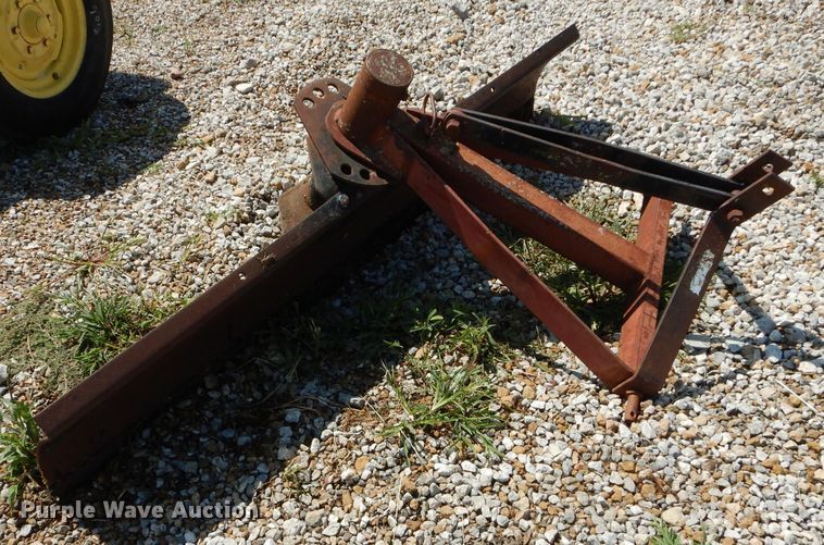 image for item DS6259 1968 John Deere 1020  tractor