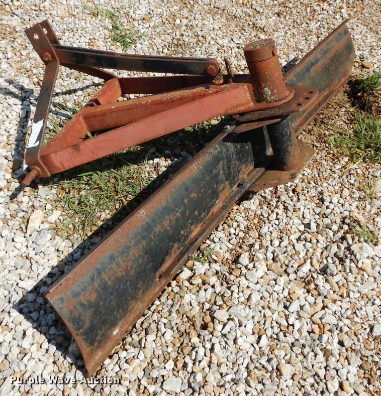 image for item DS6259 1968 John Deere 1020  tractor