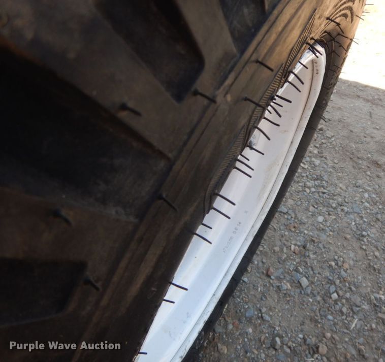 image for item HF9357 Jay-Lor 5575  vertical feed mixer