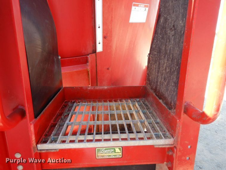 image for item HF9357 Jay-Lor 5575  vertical feed mixer