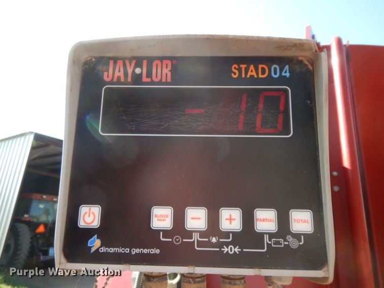 image for item HF9357 Jay-Lor 5575  vertical feed mixer