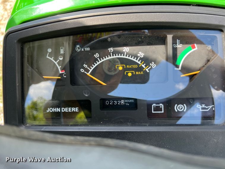 image for item IA9011 2008 John Deere 3005  tractor