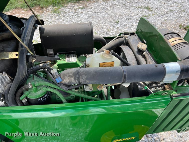 image for item IA9011 2008 John Deere 3005  tractor