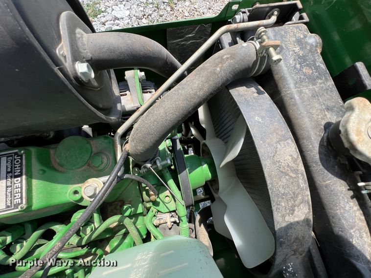 image for item IA9011 2008 John Deere 3005  tractor