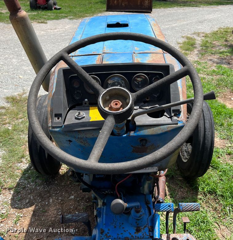 image for item IA9035 Long 1596  tractor