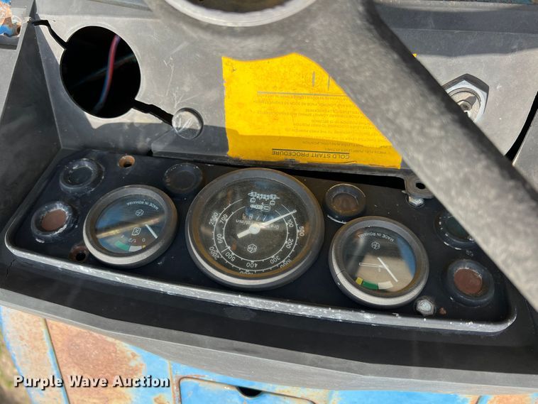 image for item IA9035 Long 1596  tractor