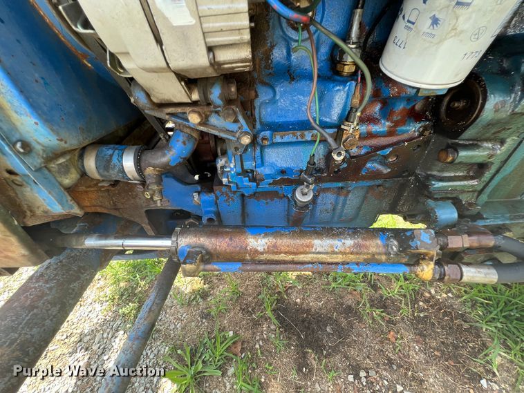 image for item IA9035 Long 1596  tractor