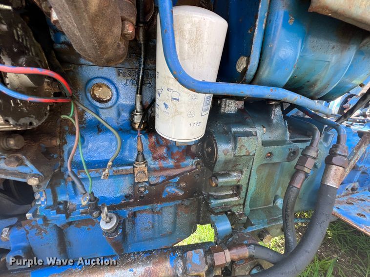 image for item IA9035 Long 1596  tractor