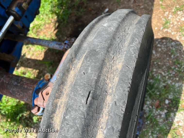 image for item IA9035 Long 1596  tractor