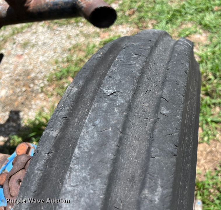 image for item IA9035 Long 1596  tractor