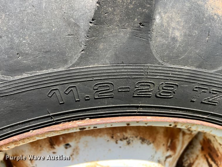 image for item IA9035 Long 1596  tractor