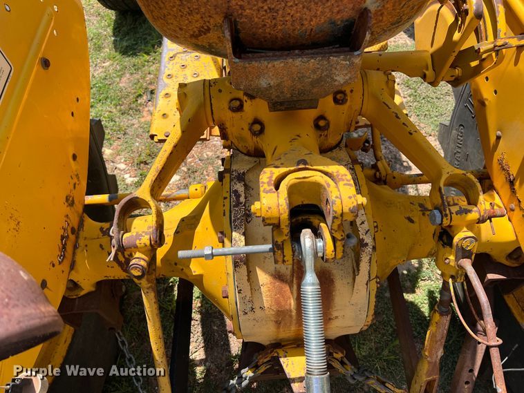 image for item IA9037 Massey Ferguson MF34  tractor