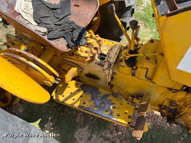 image for item IA9037 Massey Ferguson MF34  tractor