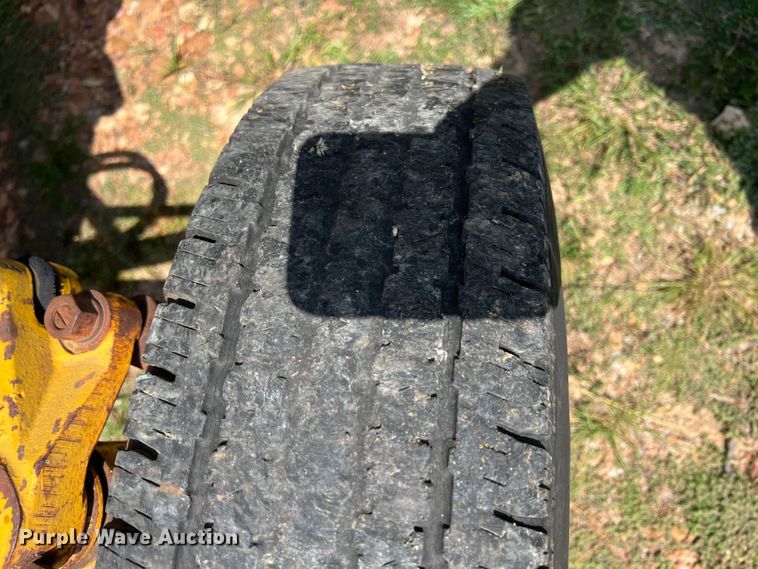 image for item IA9037 Massey Ferguson MF34  tractor