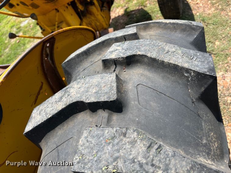 image for item IA9037 Massey Ferguson MF34  tractor