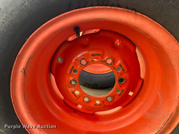 image for item JA9048 (4) tires and wheels