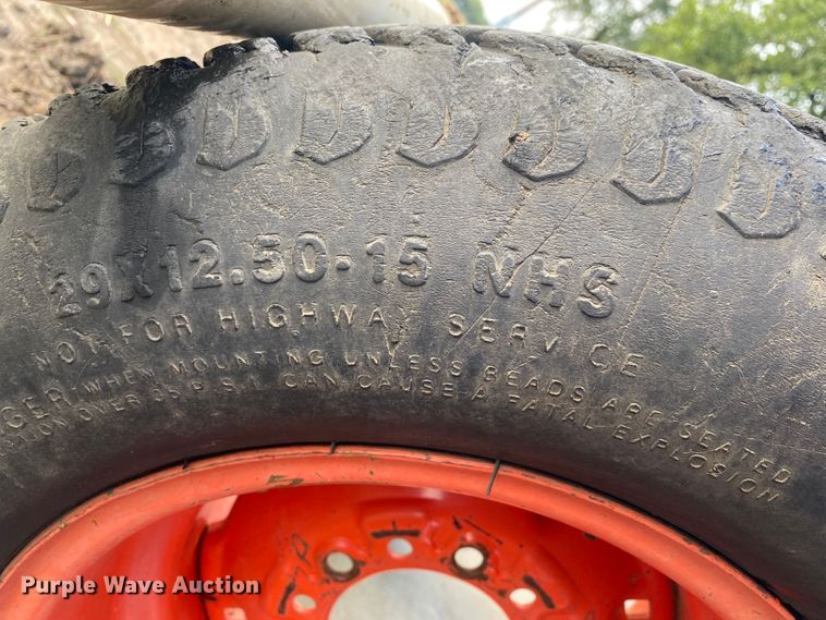 image for item JA9048 (4) tires and wheels