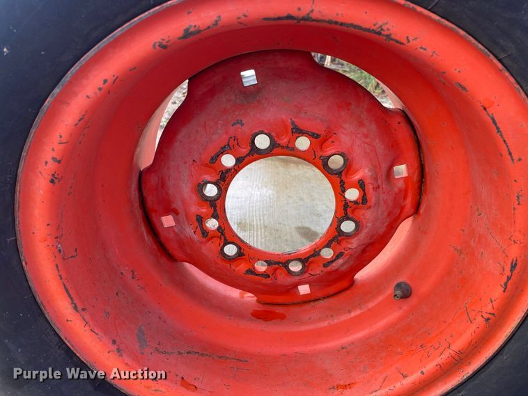 image for item JA9048 (4) tires and wheels