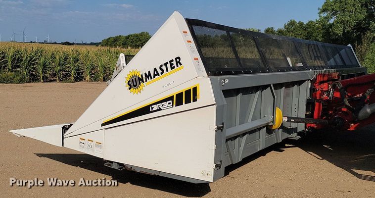 image for item JC9600 2017 Sheyenne Sunmaster 12R30  row crop head