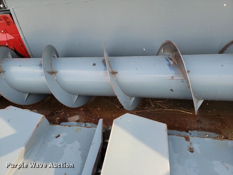 image for item JC9600 2017 Sheyenne Sunmaster 12R30  row crop head