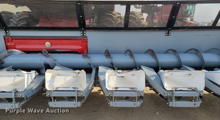 image for item JC9600 2017 Sheyenne Sunmaster 12R30  row crop head