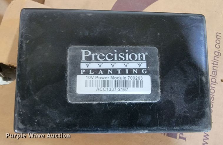 image for item JC9622 Precision  planter parts