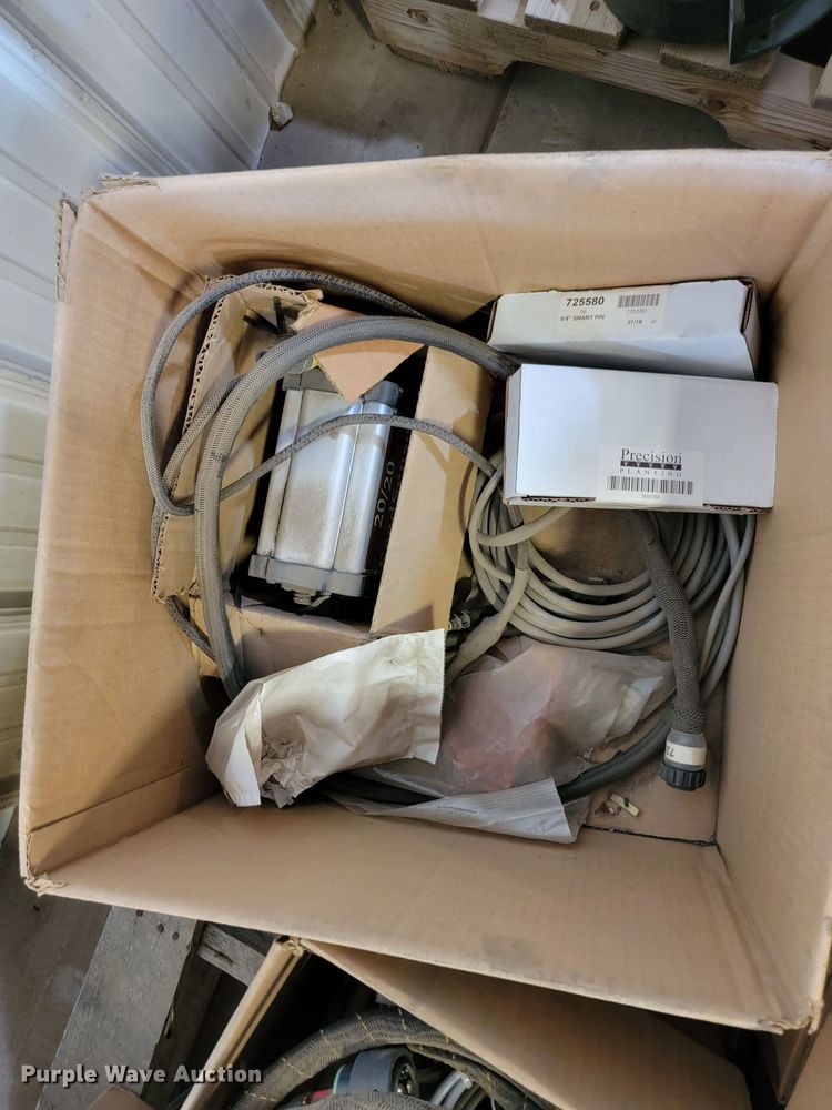 image for item JC9622 Precision  planter parts