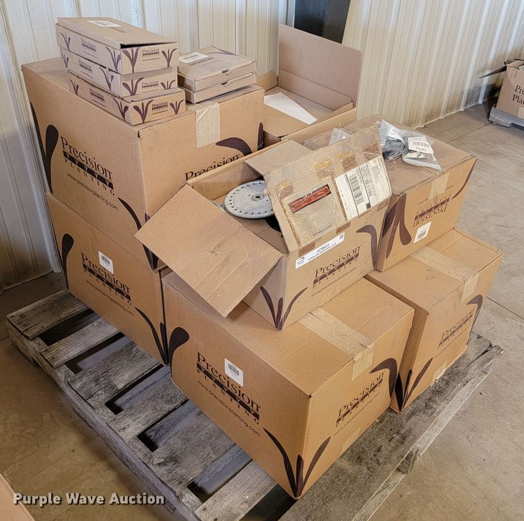 image for item JC9623 Precision  planter parts