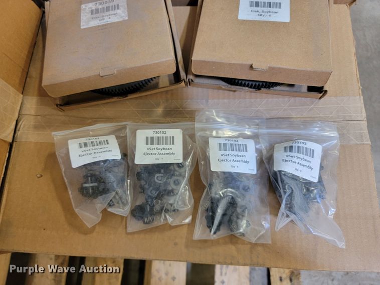 image for item JC9624 Precision  planter parts