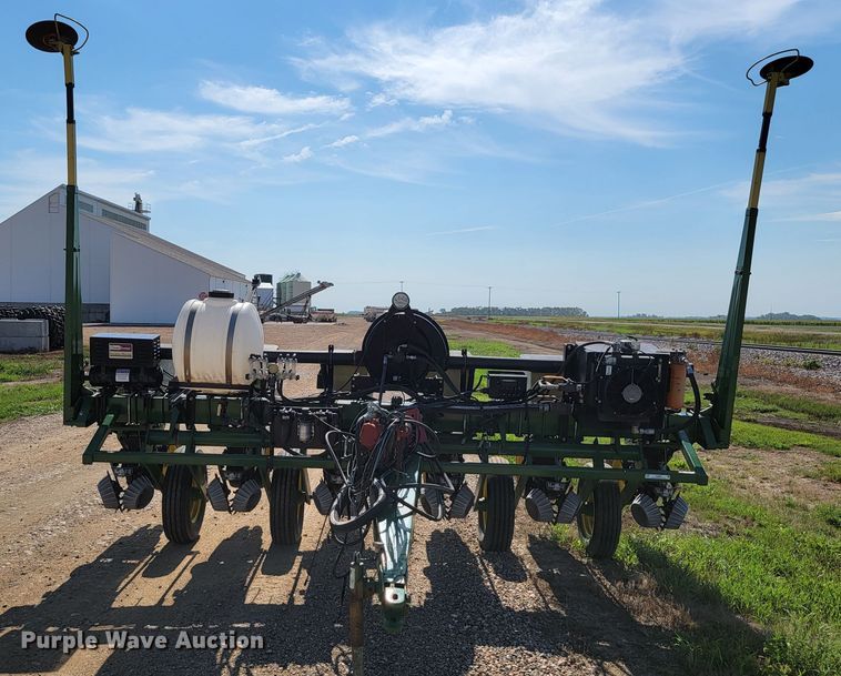 image for item JC9625 John Deere 7000  planter