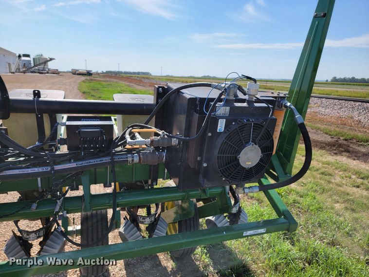 image for item JC9625 John Deere 7000  planter