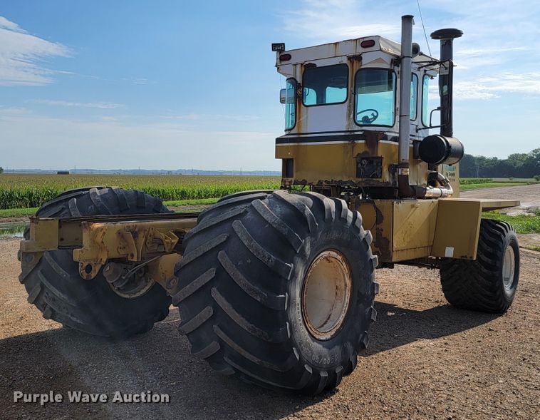 image for item JC9626 1996 Ag-Chem TerraGator 1844  applicator cab and chassis