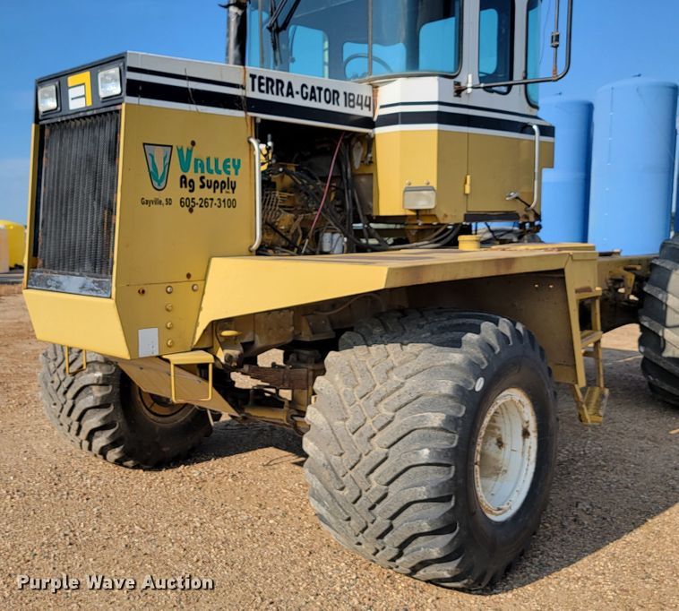 image for item JC9626 1996 Ag-Chem TerraGator 1844  applicator cab and chassis