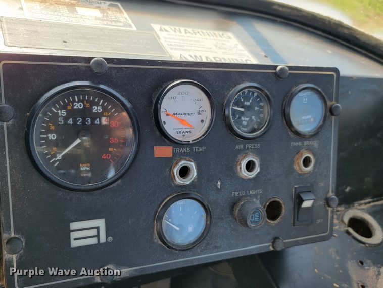 image for item JC9626 1996 Ag-Chem TerraGator 1844  applicator cab and chassis