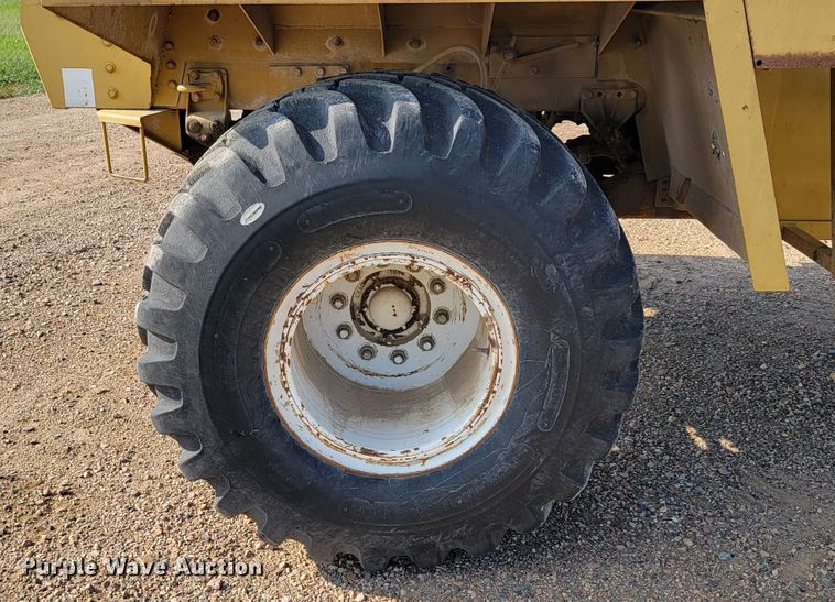 image for item JC9626 1996 Ag-Chem TerraGator 1844  applicator cab and chassis